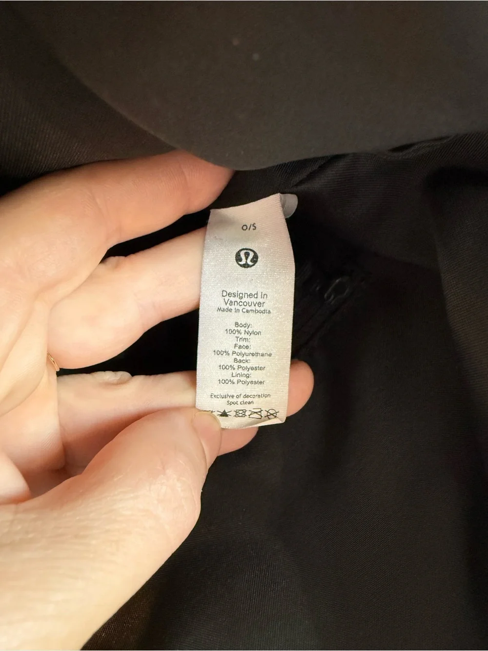 Lululemon Athletica Everywhere All Night Festival Black Gold 5L Crossbody Bag